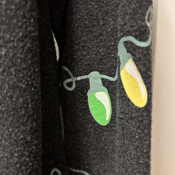 Wildfox Christmas Light Glow in the Dark Sweatshirt Size XS - Picture 9 of 12